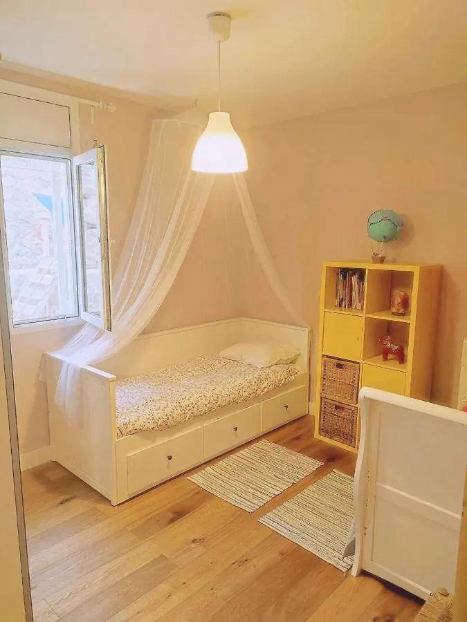 Villa House With Pool Near Park Guell Barcellona